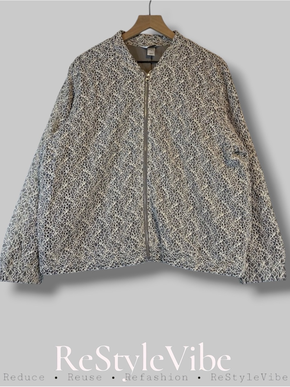 CHRISTOPHER & BANKS Women’s Size XL Jacket Lace Bomber Lined Floral NEW NWT